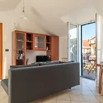 Lägenhet 5 Min Dal Mare Luminoso Bilocale Con Terrazza *